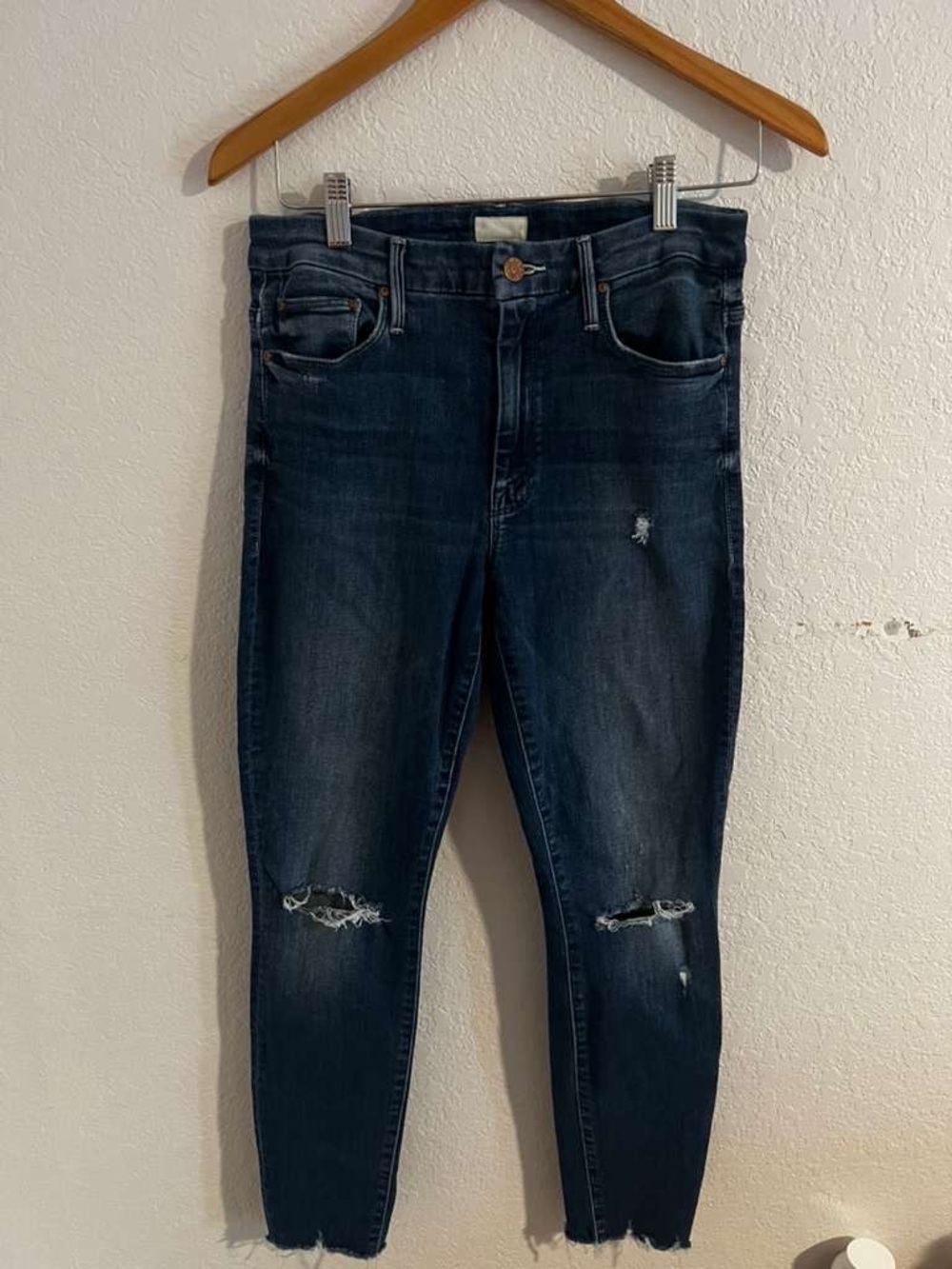 Mother High Waisted Looker Ankle Fray Sz 29